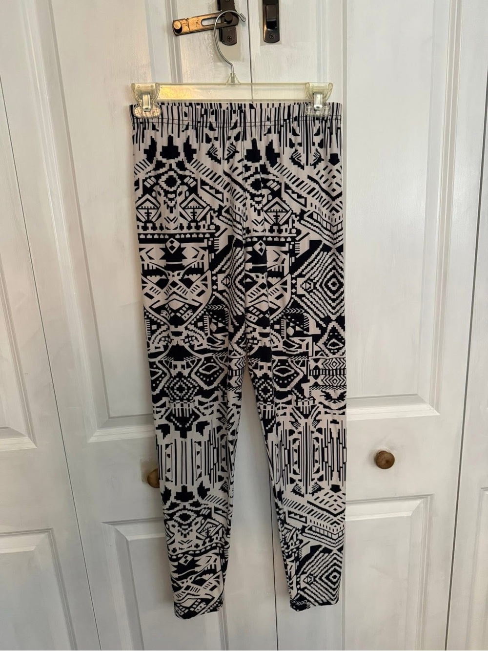 Black and Cream Aztec Print Leggings